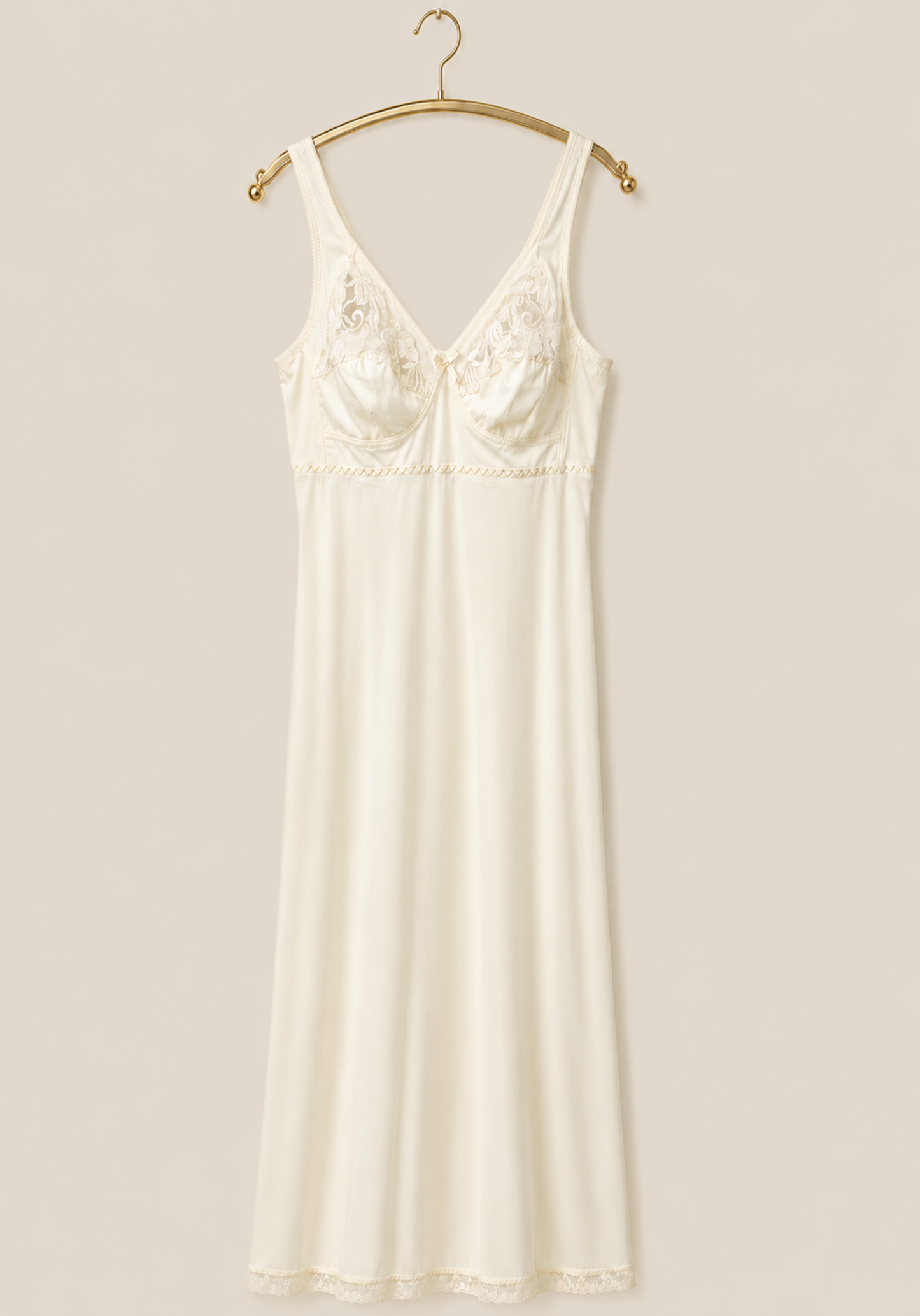 Long Slip: Wide Shoulder Strap Half Lace Unpadded Cup Long Under Slip