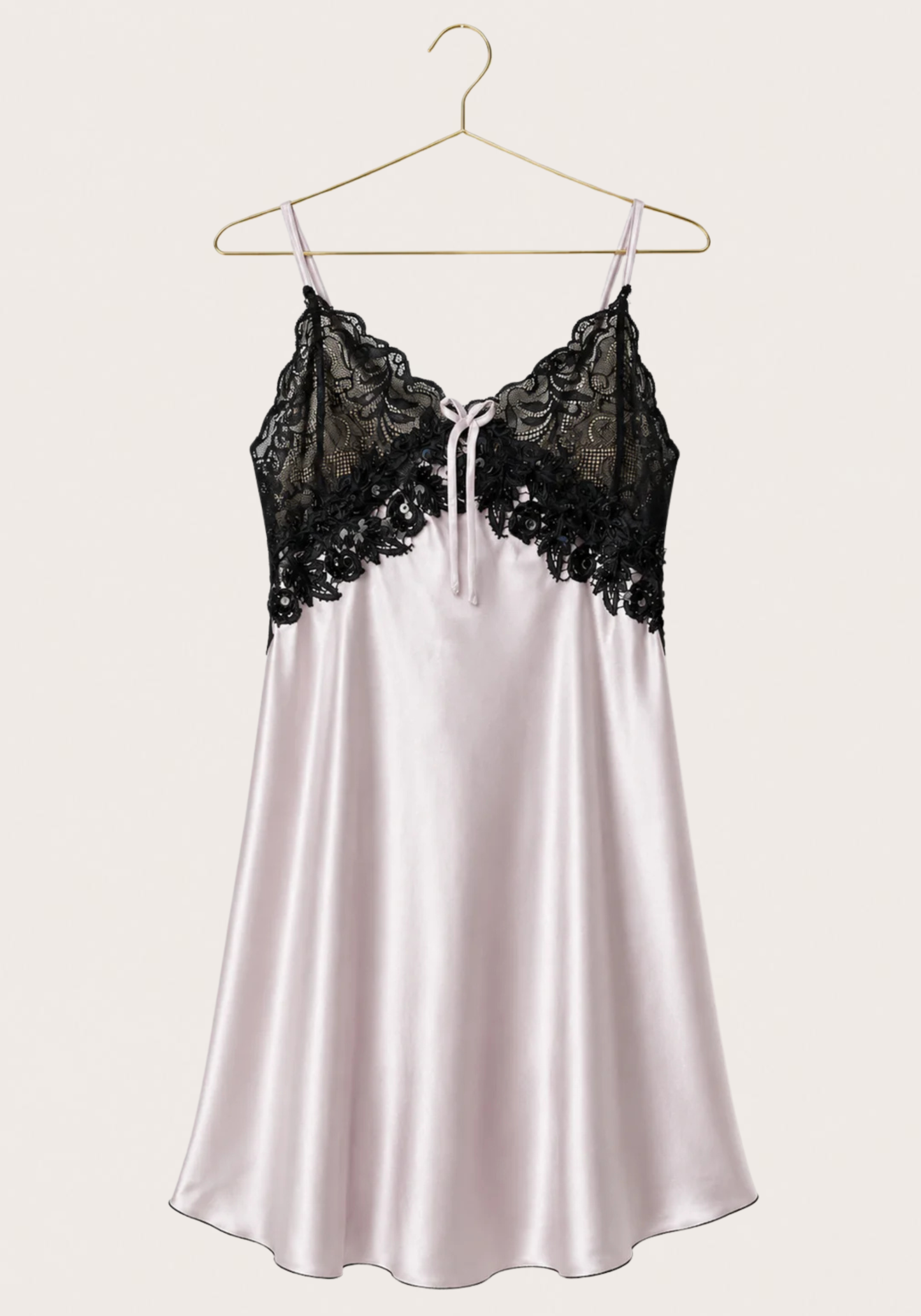 Satin Babydoll: Shoulder Strap With Dantel Cups And Applique Under Cups