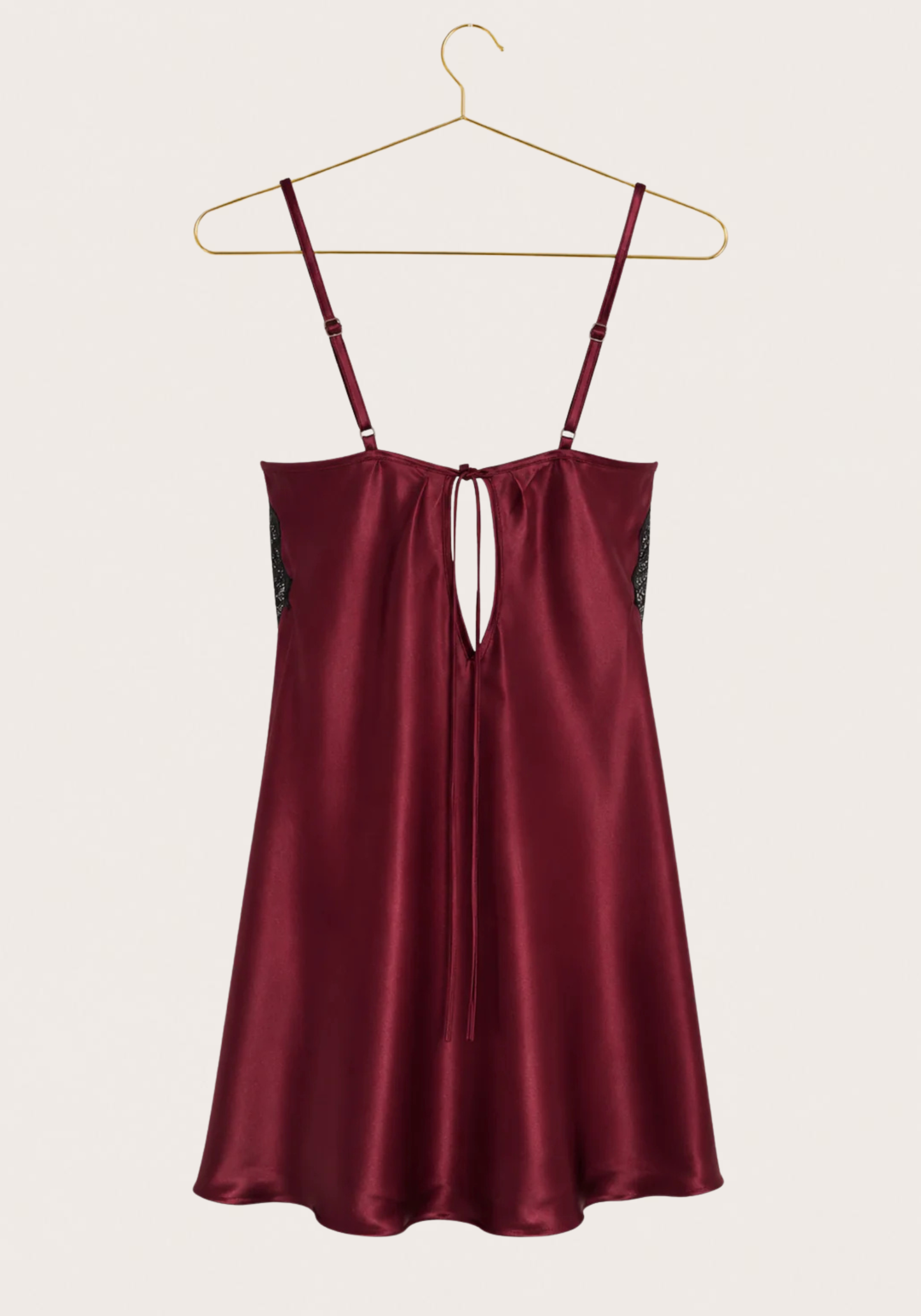 Satin Babydoll: Shoulder Strap With Dantel Cups And Applique Under Cups