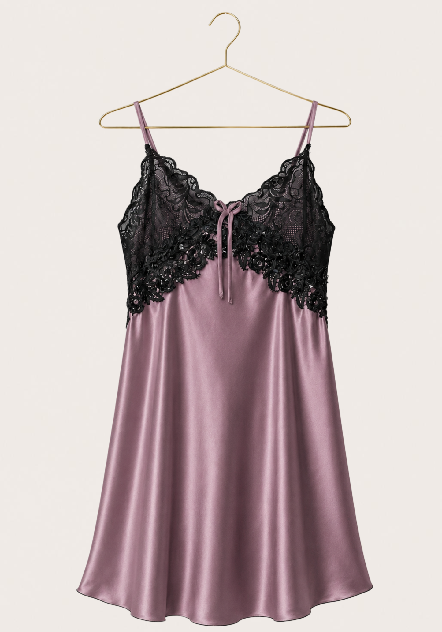 Satin Babydoll: Shoulder Strap With Dantel Cups And Applique Under Cups
