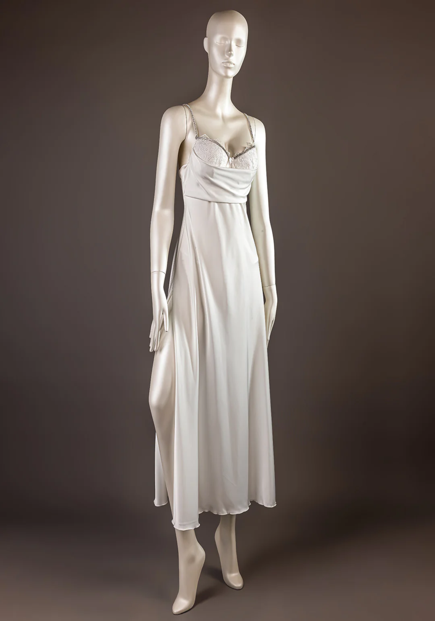 Bridal Long Robe Set: Satin Shoulder Stras Strap Lace Padded Cup Satin Long Nighty And Long Sleeve Long Schiffon Robe With Ruffles
