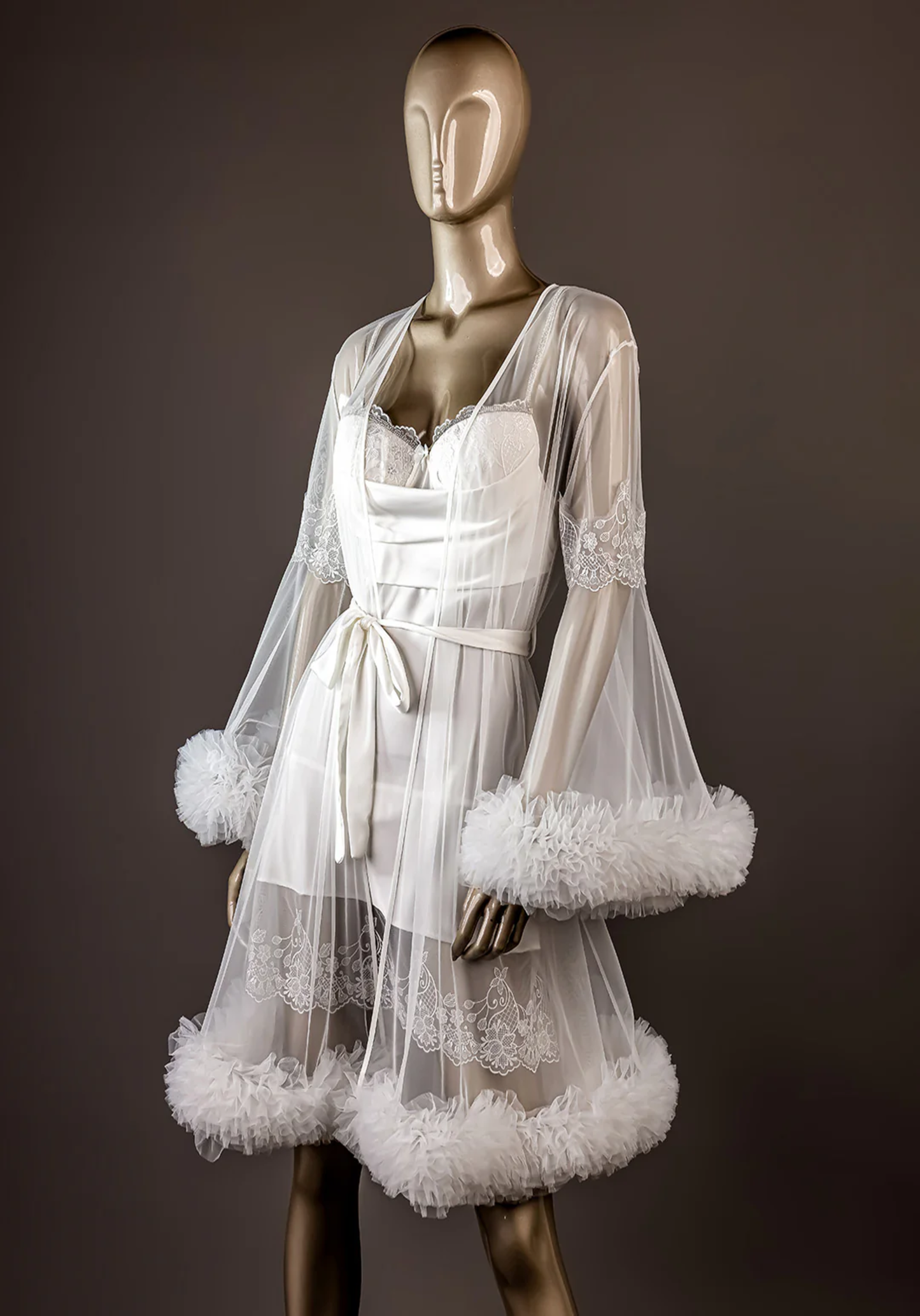 Bridal Short Robe Set: Satin Shoulder Stras Strap Lace Padded Cup Satin Short Nighty And Long Sleeve Short Schiffon Robe With Ruffles