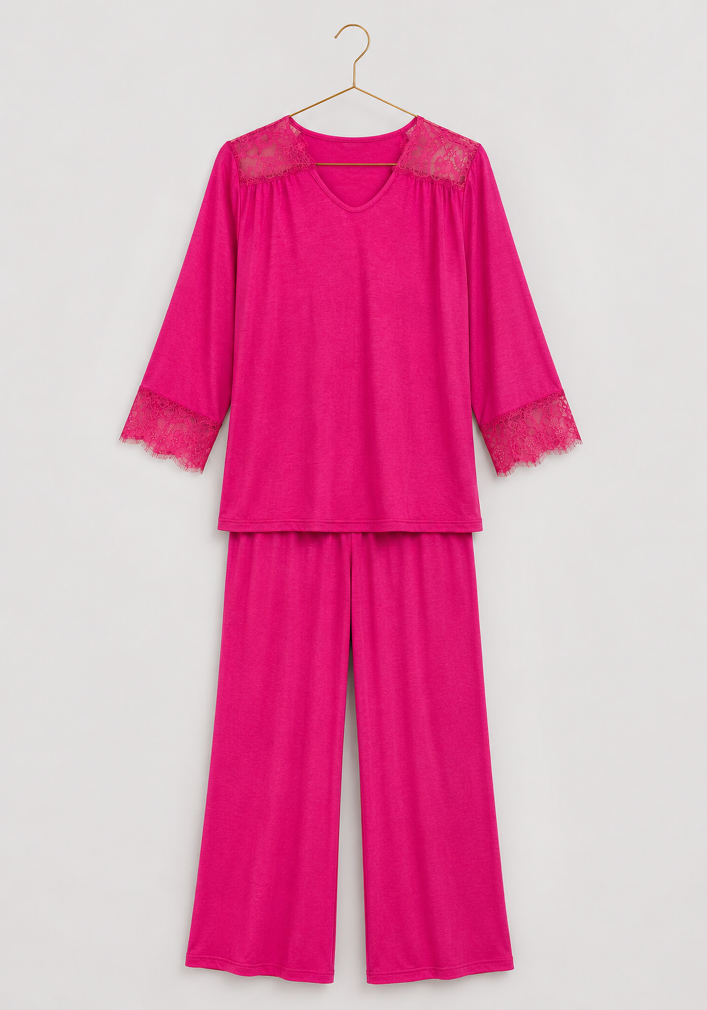 Pajamas: Viscose Elastan Top And Pants With Lace Detail On The Top And Sleeves