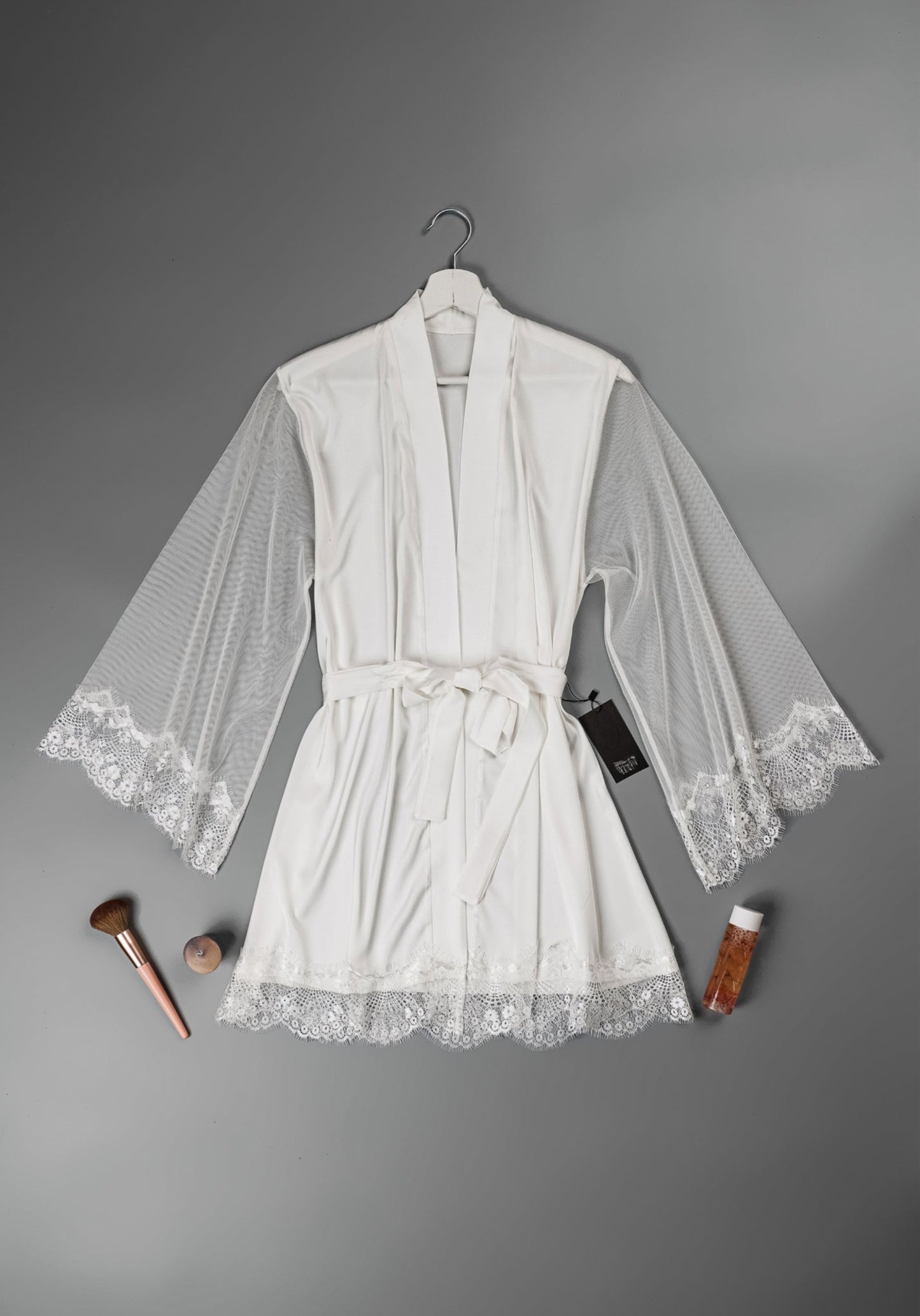 LNGR Bridal Short Robe