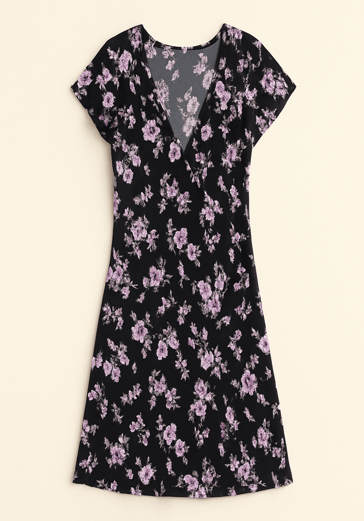 قميص نوم بأكمام قصيرة من PLUS