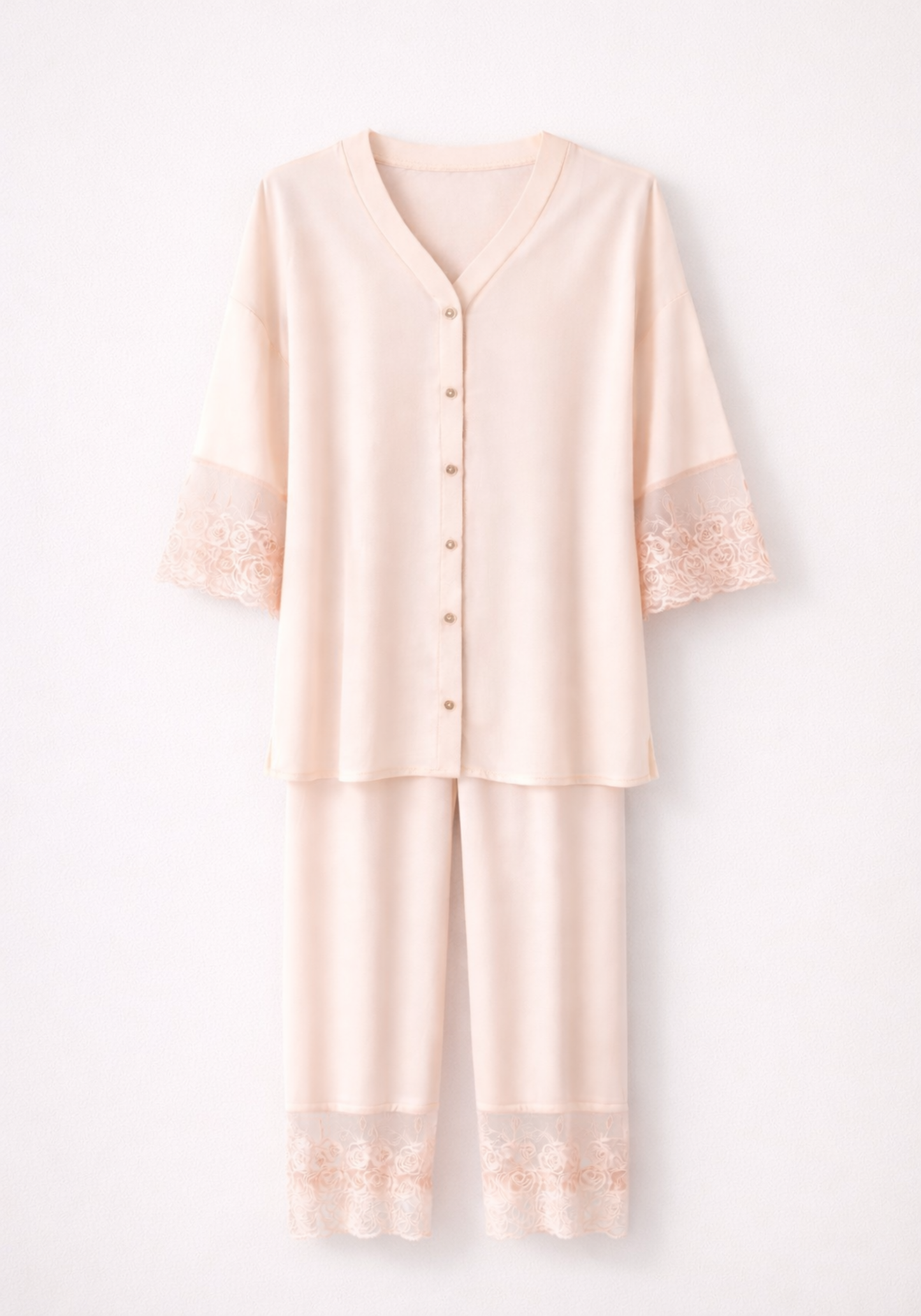 Maternal 3 Pieces Set: Pajamas With Long Robe