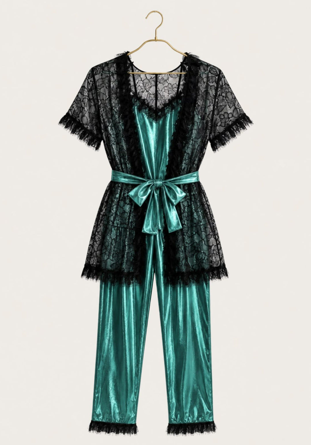 3 Pieces Pajamas: Disko Shoulder Strap Top And Pants And Full Dantel Short Sleeves Short Robe