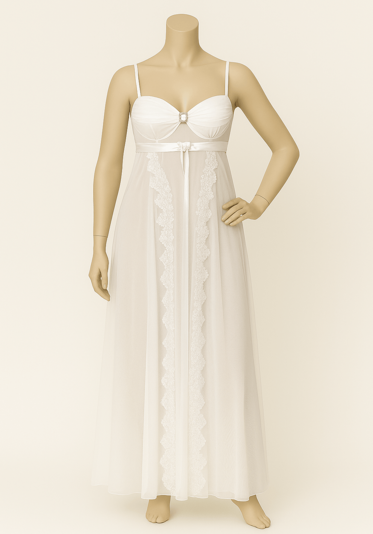 مجموعة فستان الزفاف الطويل من LNGR