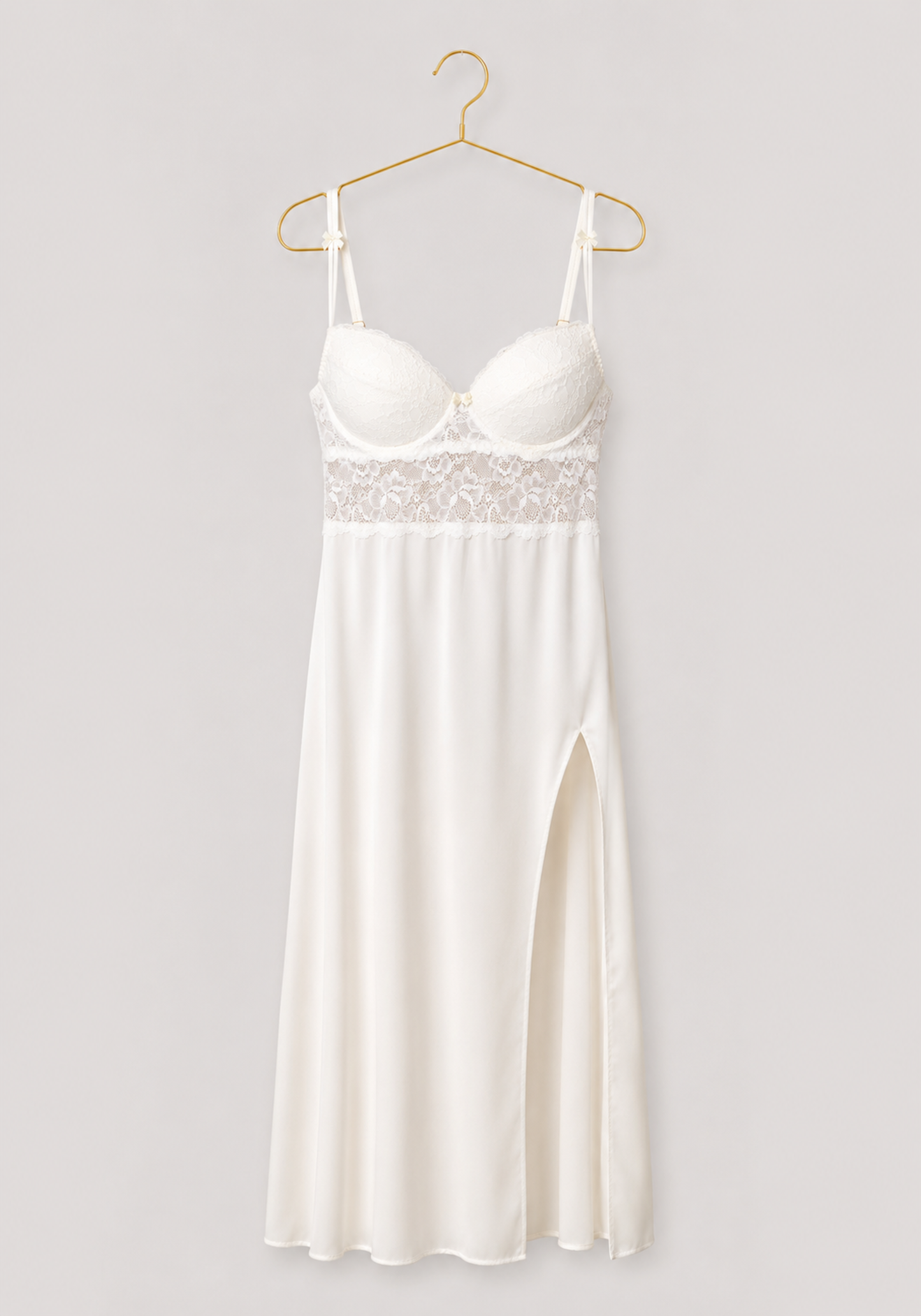 Bridal Long Robe Set: Shoulder Strap Padded Bra Long Gown And Long Robe With Lace Detail