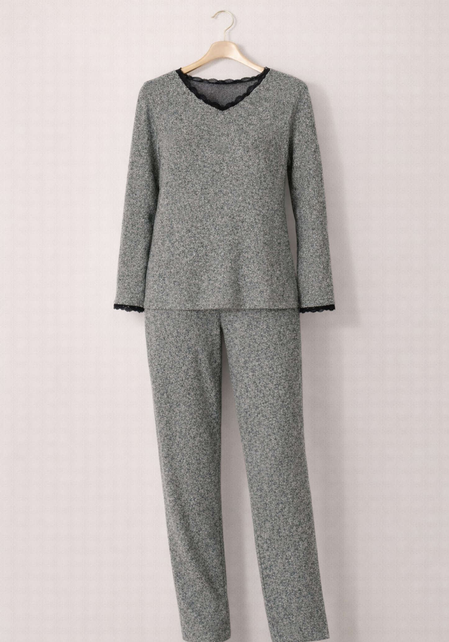Long Sleeve Pajamas (Vis Pes Els)