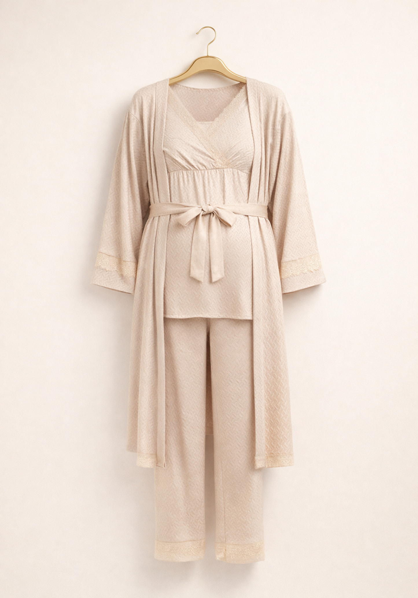 Maternal 3 Pieces Set: Pajamas With Long Robe