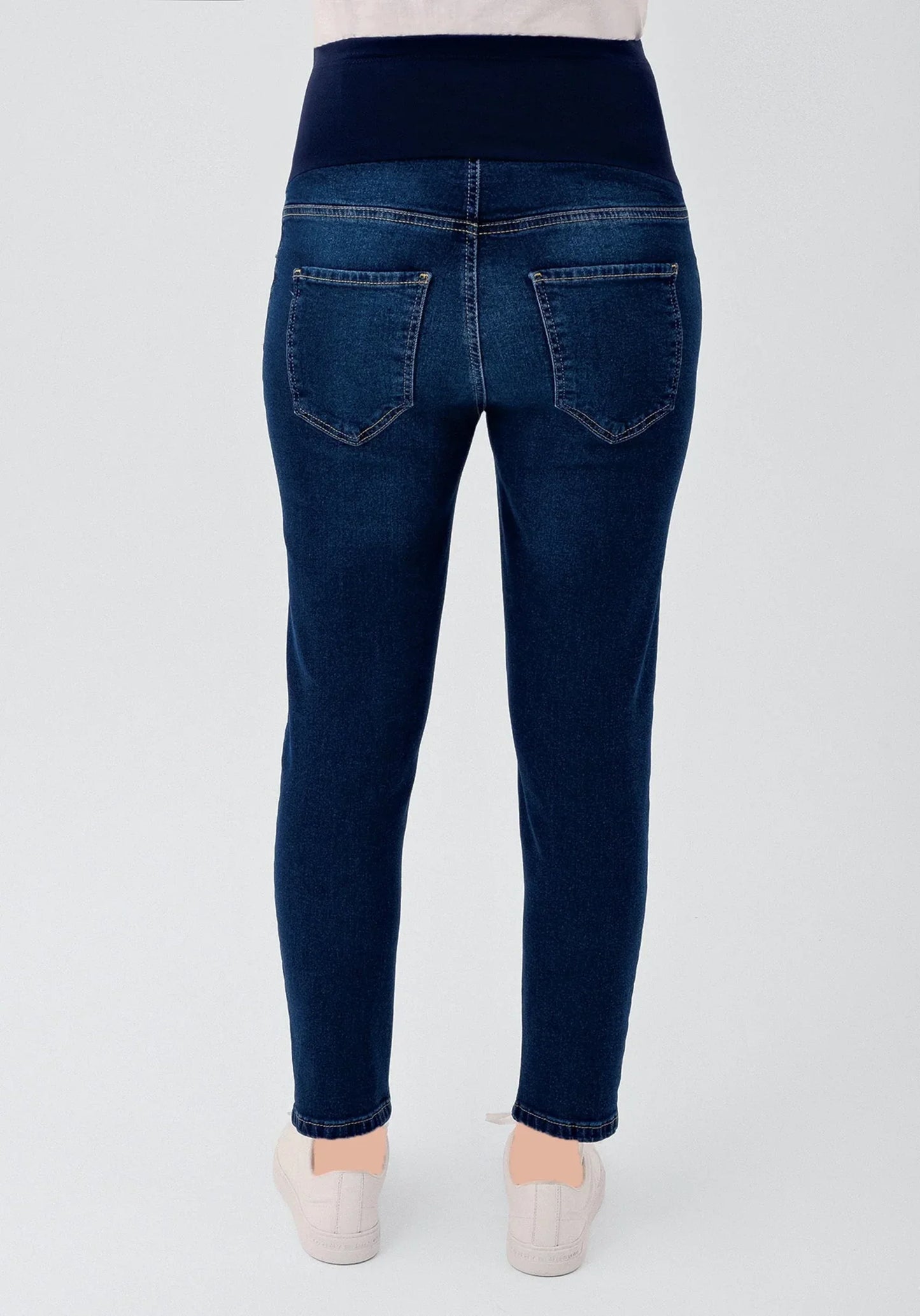 بنطلون جينز للأمهات