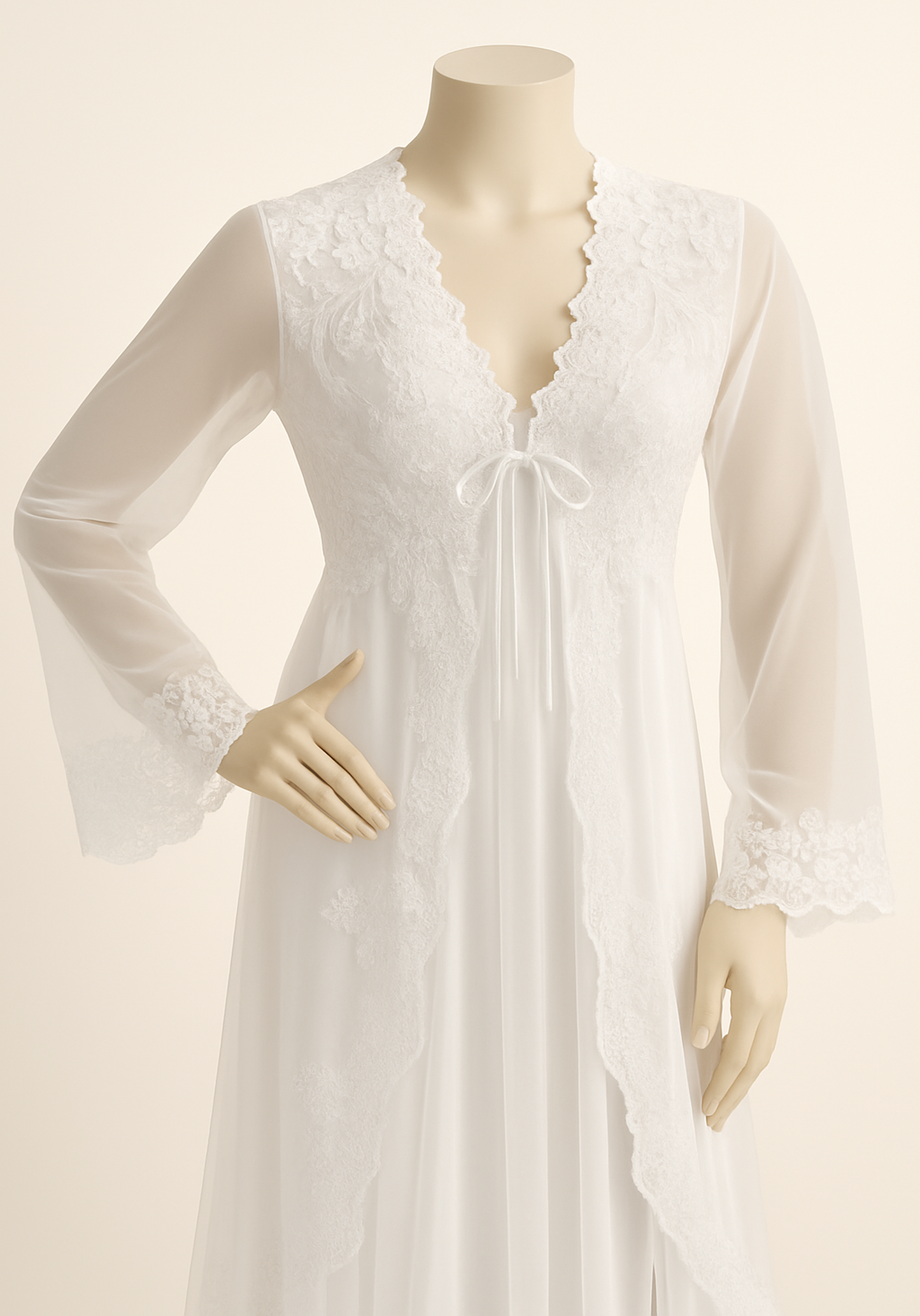 مجموعة فستان الزفاف الطويل من LNGR