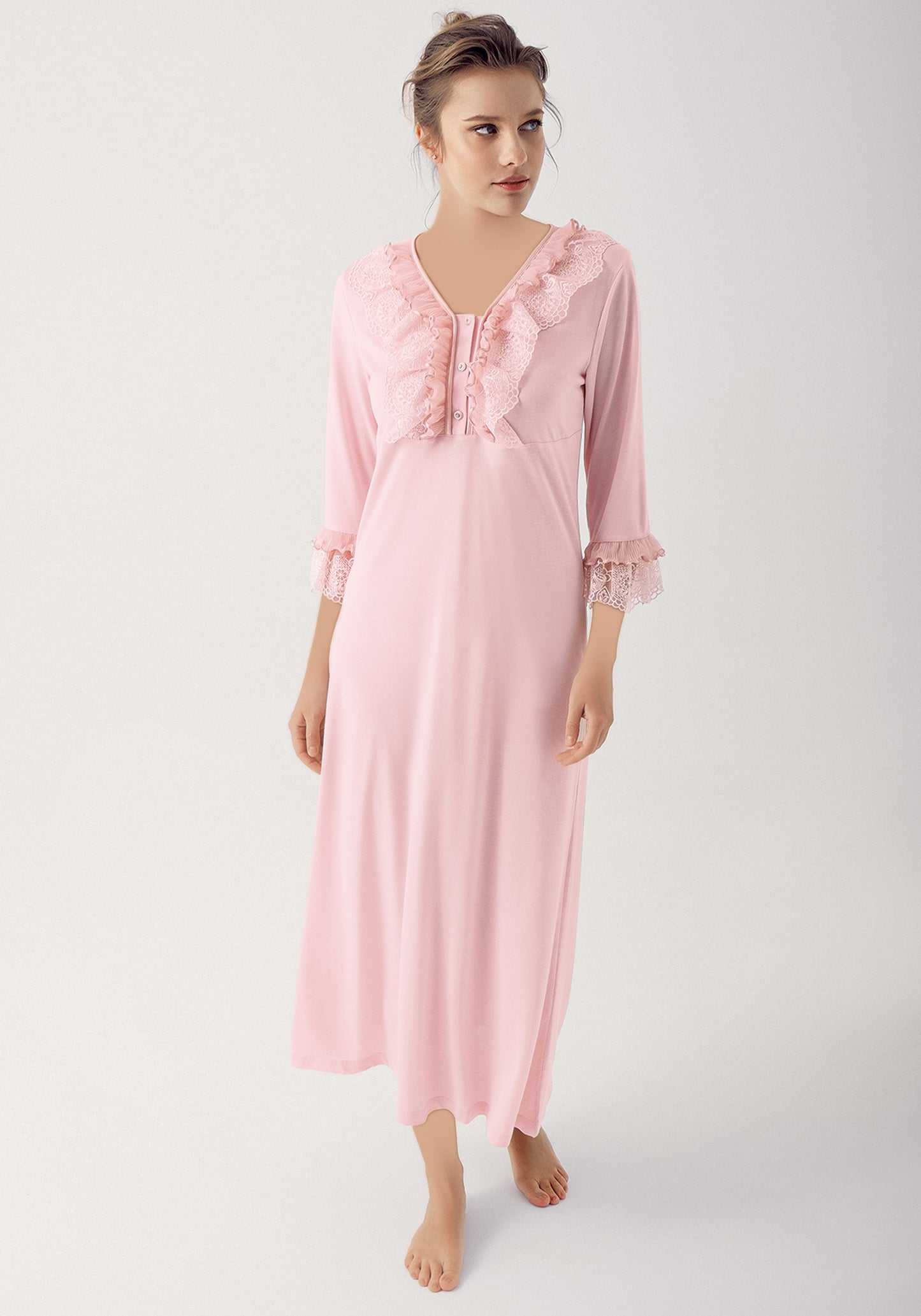 ثوب نوم طويل للأمومة